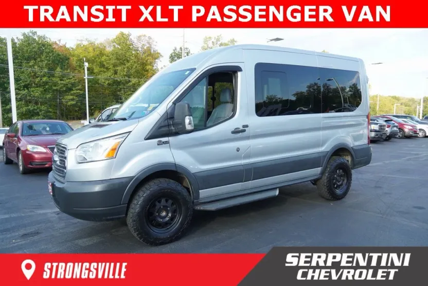 2017 Ford Transit photo 1