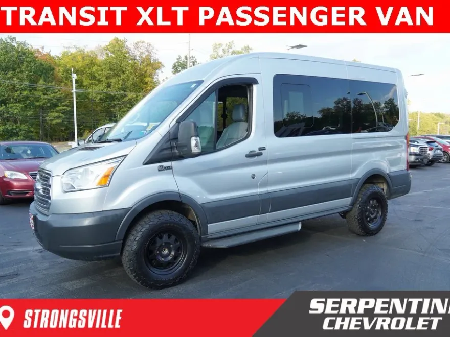 2017 Ford Transit photo 1