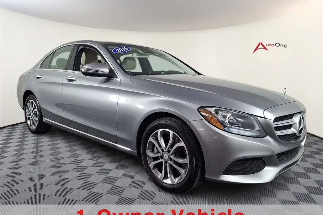 2016 Mercedes Benz C 300 4MATIC photo 1