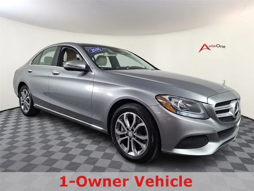 2016 Mercedes Benz C 300 4MATIC photo 1