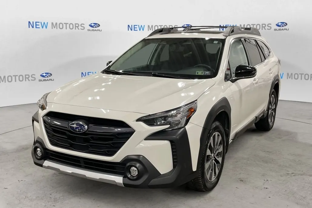 2023 Subaru Outback Limited XT photo 1