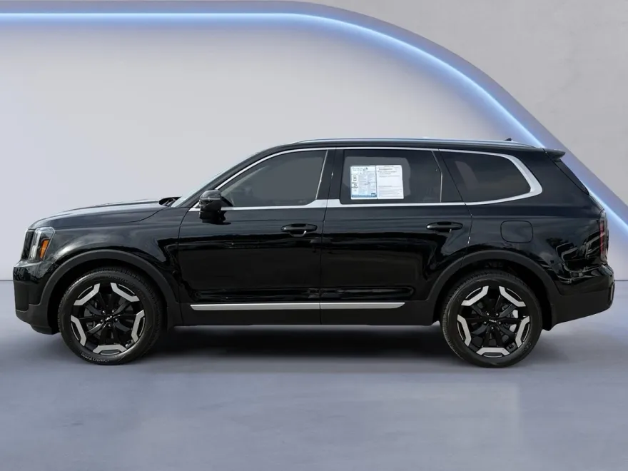 2023 Kia Telluride EX photo 1