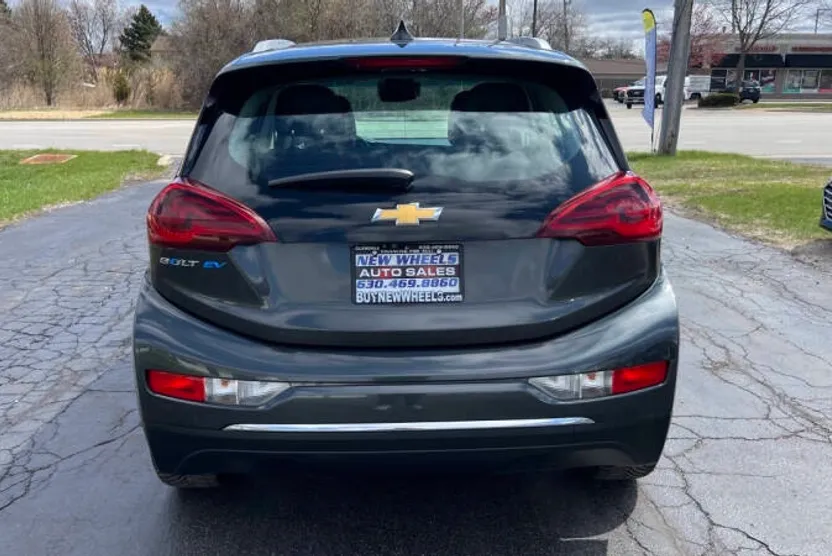 2017 Chevrolet Bolt EV Premier photo 1