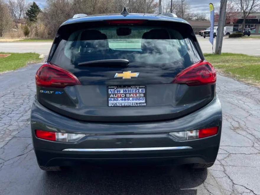 2017 Chevrolet Bolt EV Premier photo 1