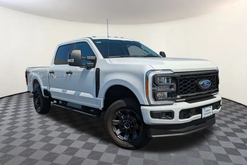 2023 Ford F-250 XL photo 1