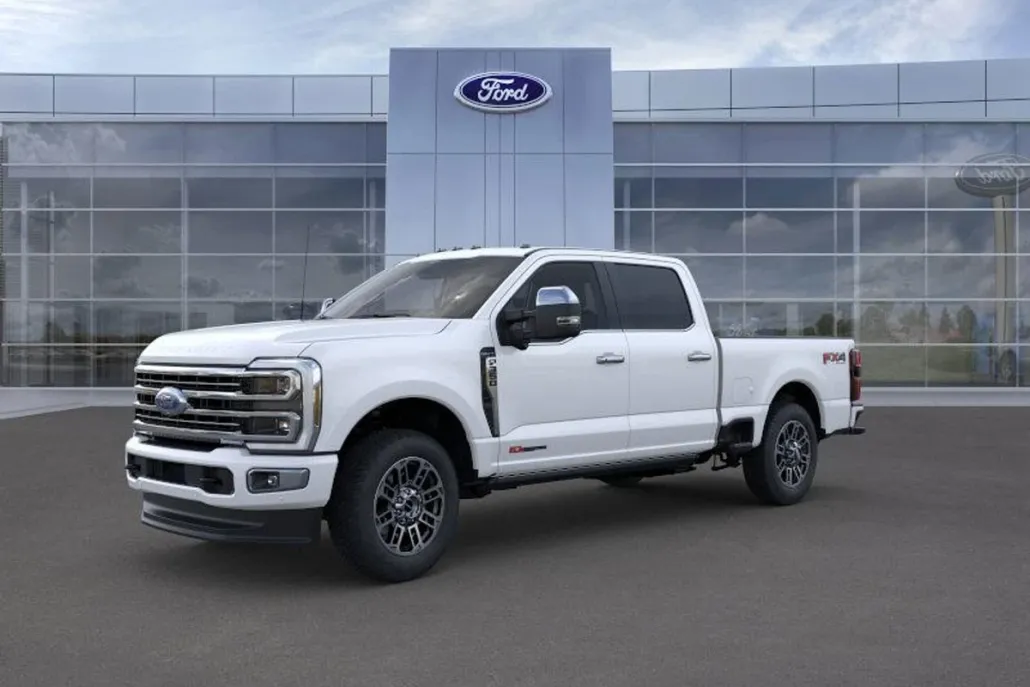 2025 Ford F-350 Platinum photo 1