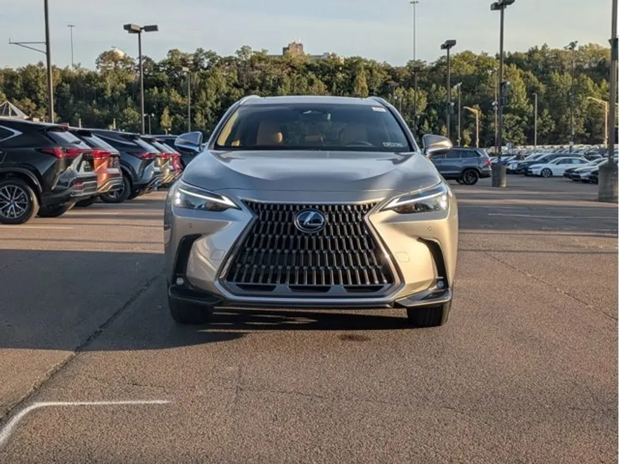 2026 Lexus NX 350 Premium photo 1