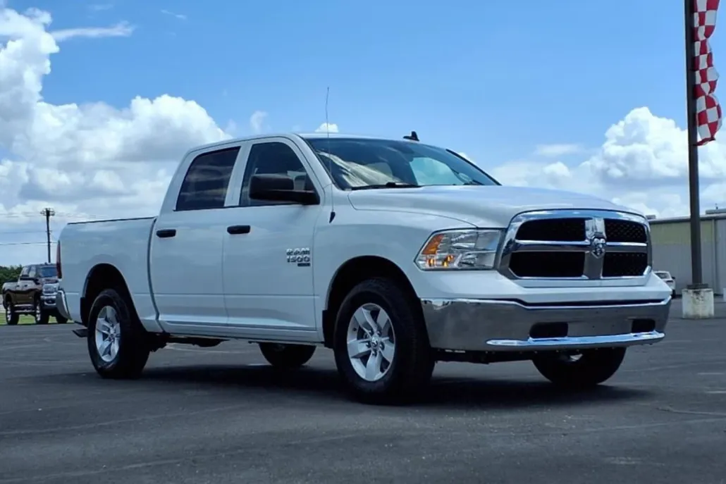 2023 Ram 1500 Classic SLT photo 1