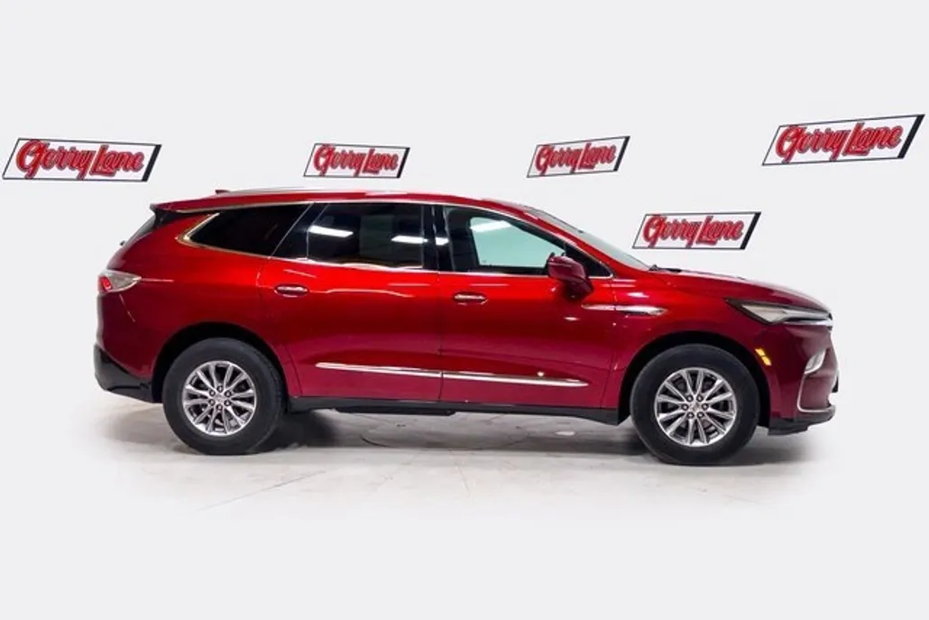 2024 Buick Enclave Premium photo 1