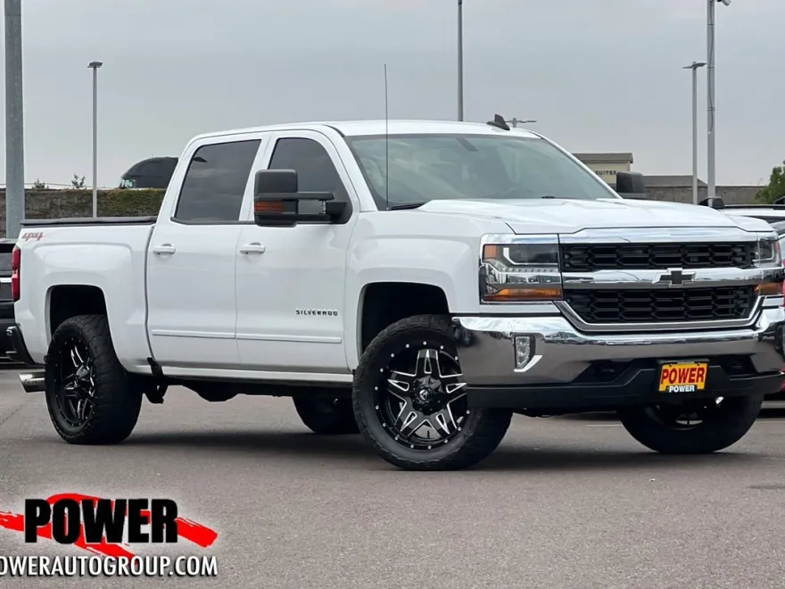 2016 Chevrolet Silverado 1500 LT photo 1