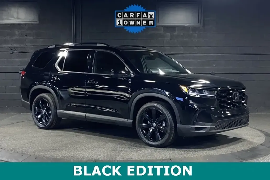 2025 Honda Pilot Black Edition photo 1