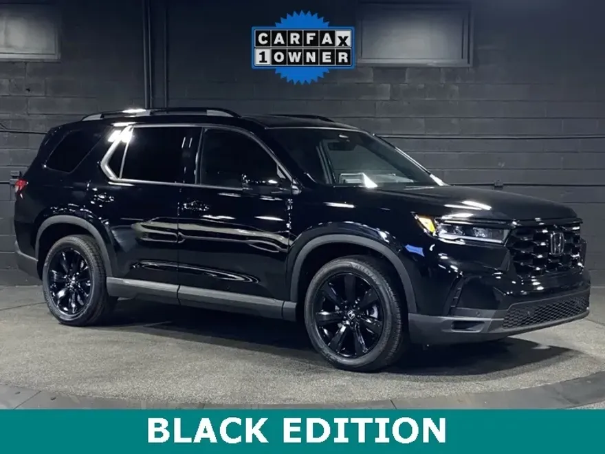 2025 Honda Pilot Black Edition photo 1