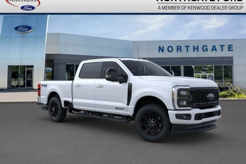 2025 Ford F-350 Lariat photo 1