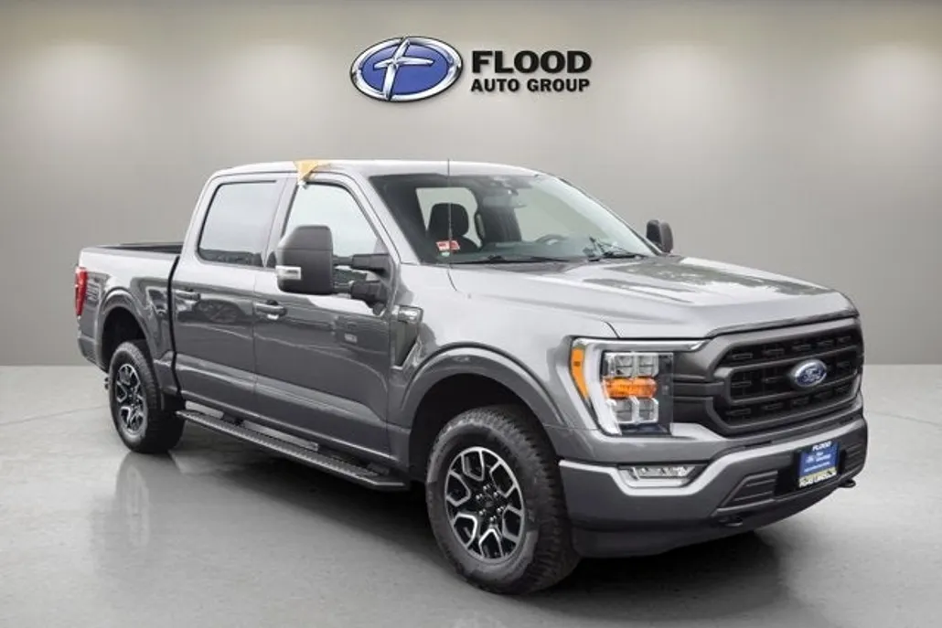 2022 Ford F-150 XLT photo 1