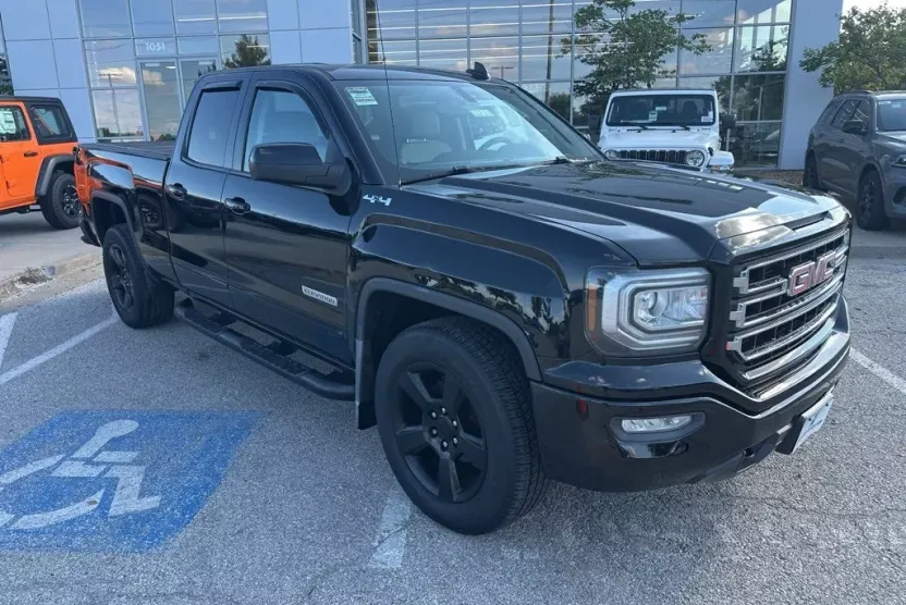 2018 Gmc Sierra 1500 Base photo 1