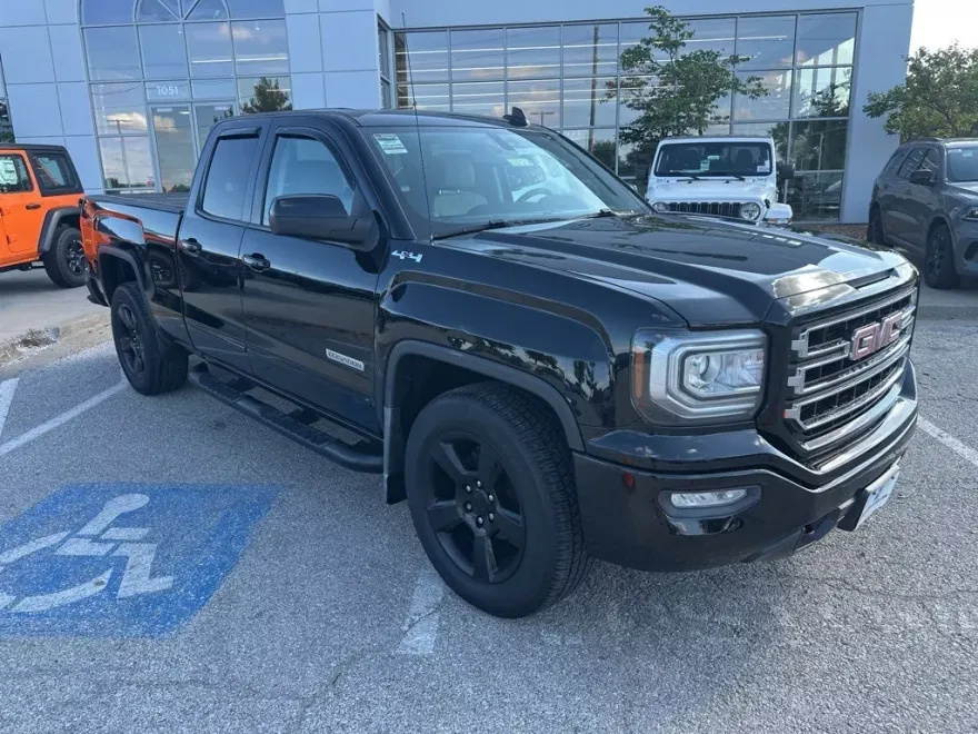 2018 Gmc Sierra 1500 Base photo 1