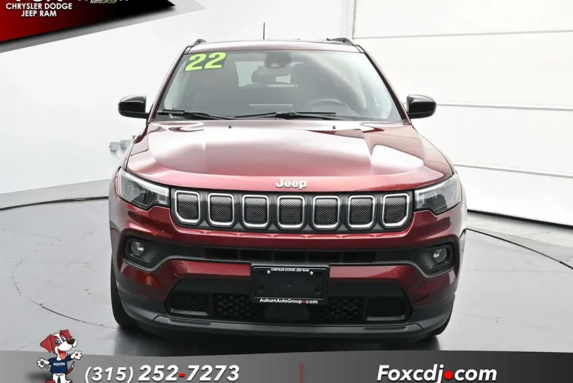 2022 Jeep Compass Latitude photo 1