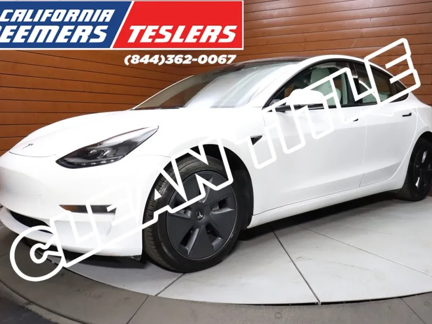 2022 Tesla Model 3 Long Range photo 1