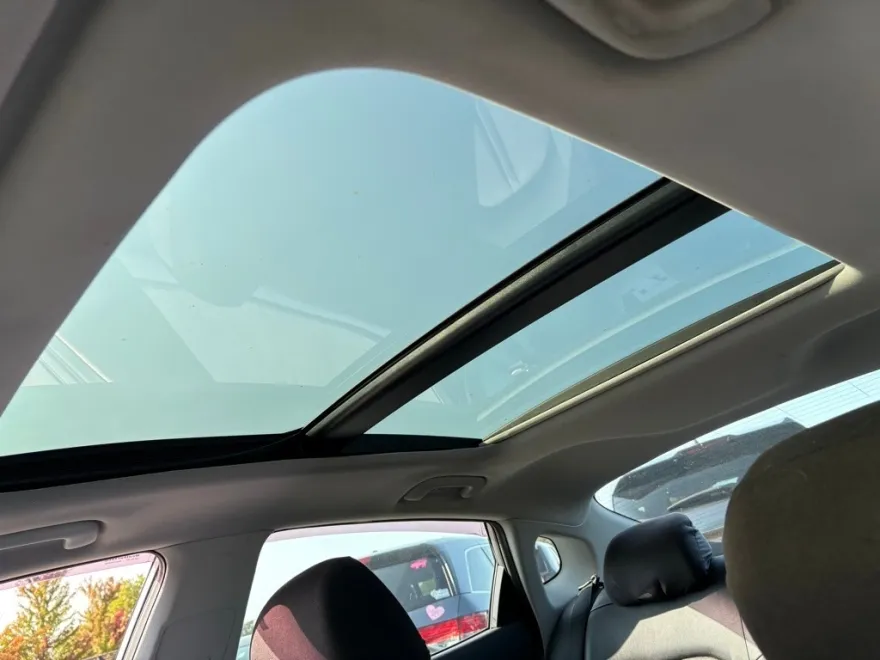2016 Kia Optima EX photo 1