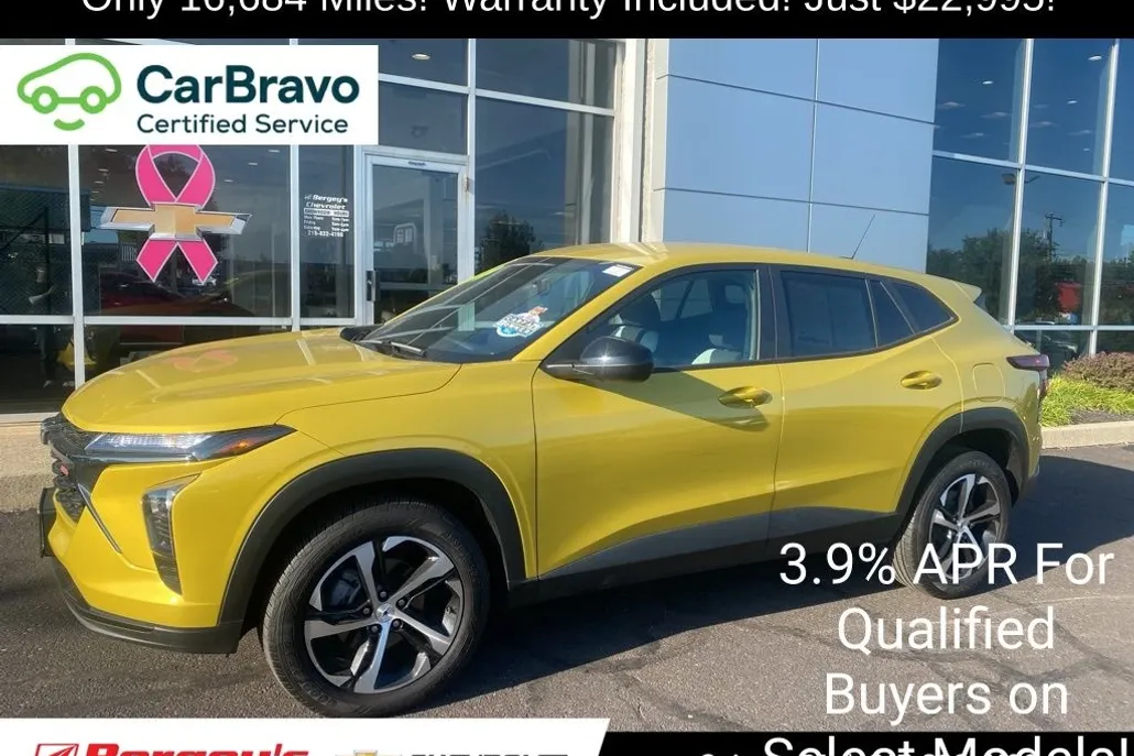 2024 Chevrolet Trax photo 1