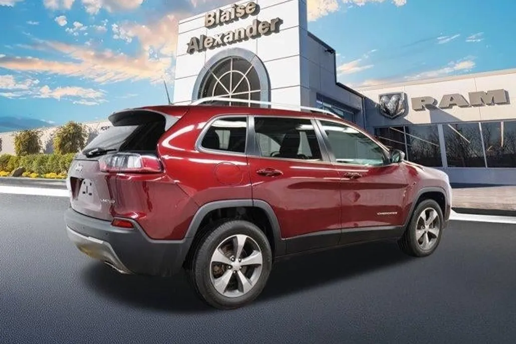 2019 Jeep Cherokee Limited photo 1