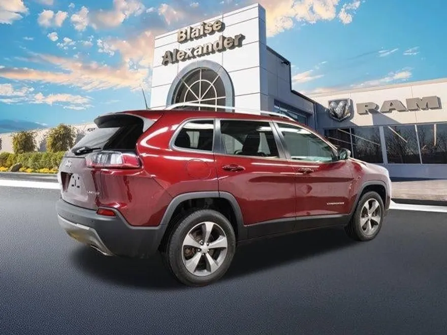 2019 Jeep Cherokee Limited photo 1