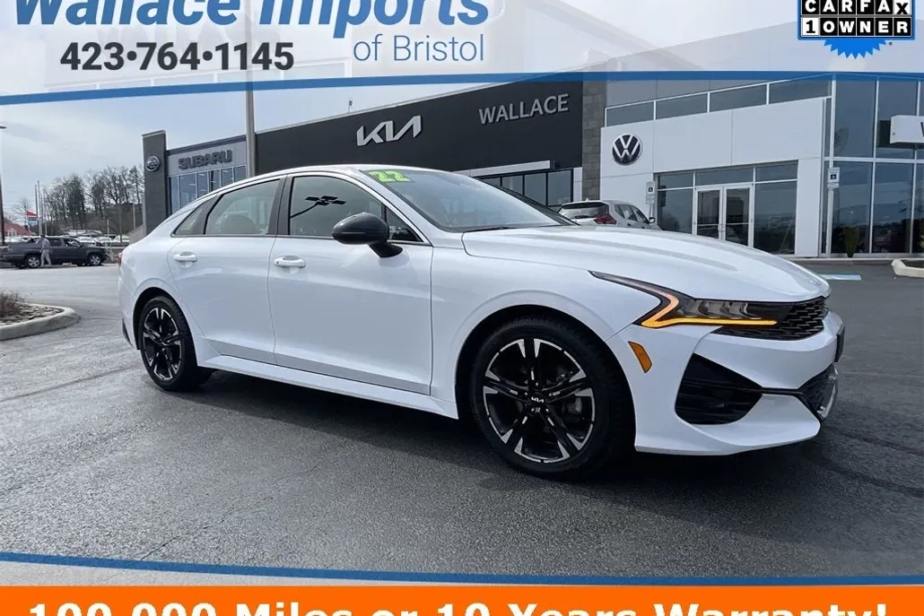 2022 Kia K5 GT-Line photo 1