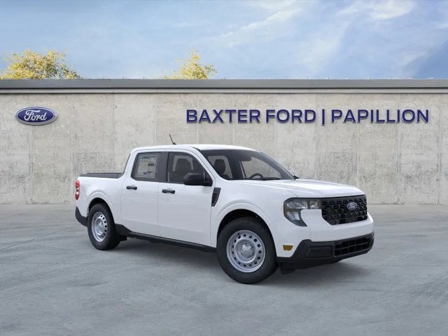2025 Ford Maverick XL photo 1