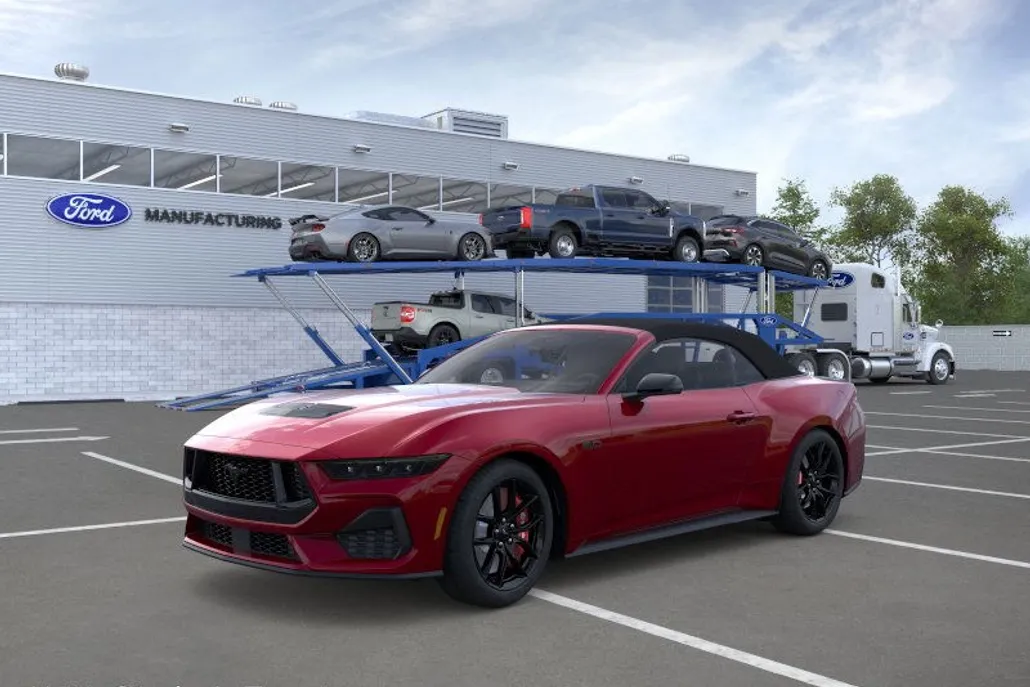 2025 Ford Mustang GT Premium Convertible photo 1