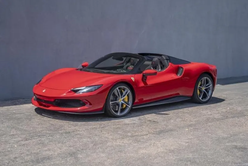 2025 Ferrari 296 GTS photo 1
