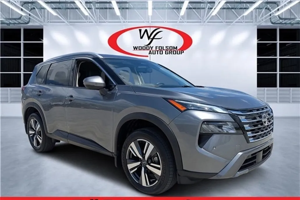 2024 Nissan Rogue SL photo 1