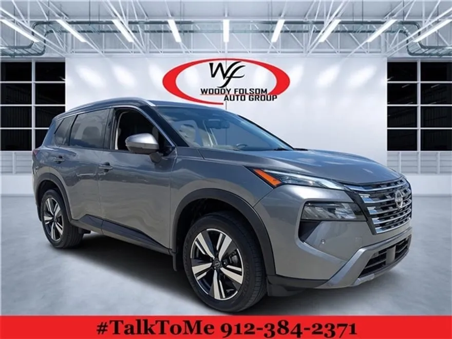 2024 Nissan Rogue SL photo 1