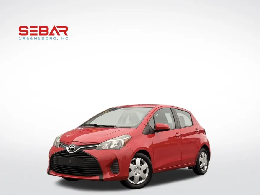 2015 Toyota Yaris L photo 1