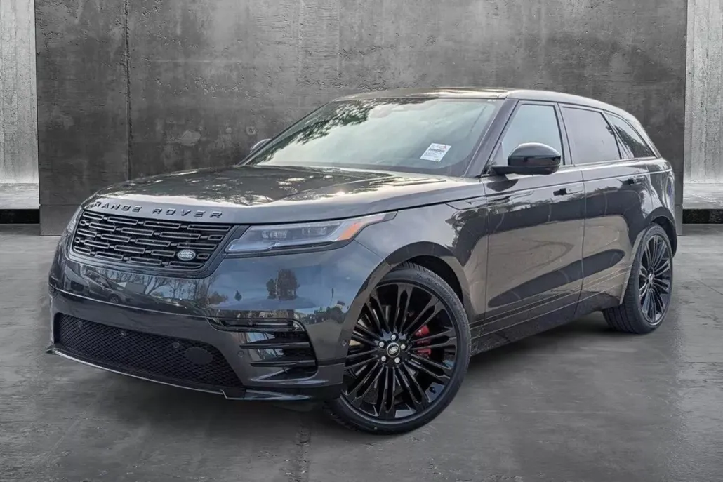 2025 Land Rover Range Rover Velar photo 1