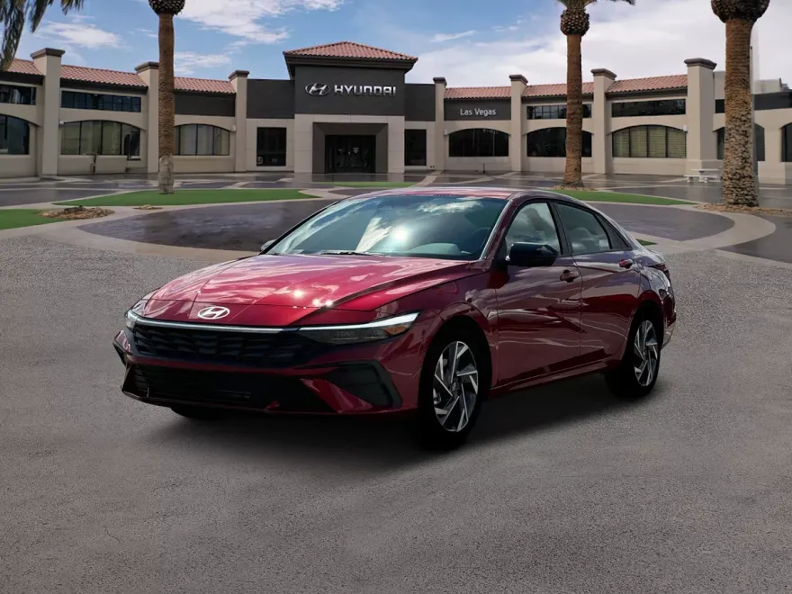 2025 Hyundai Elantra SEL Sport photo 1