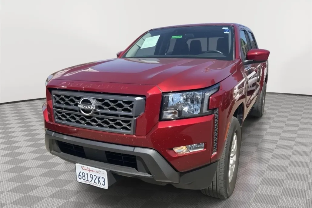 2022 Nissan Frontier SV photo 1