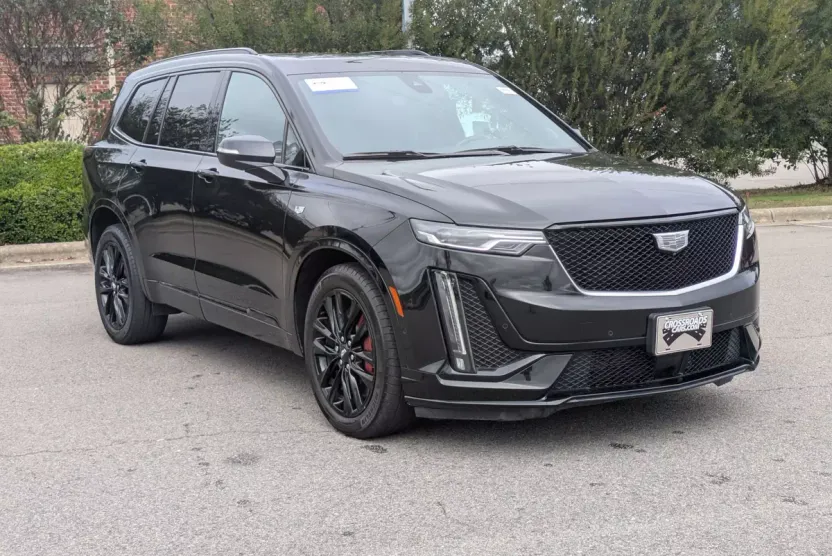 2024 Cadillac XT6 Sport photo 1