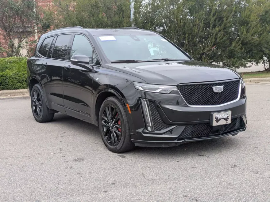 2024 Cadillac XT6 Sport photo 1