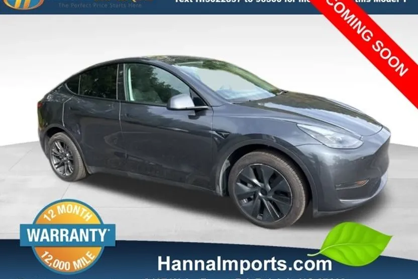 2025 Tesla Model Y Long Range photo 1