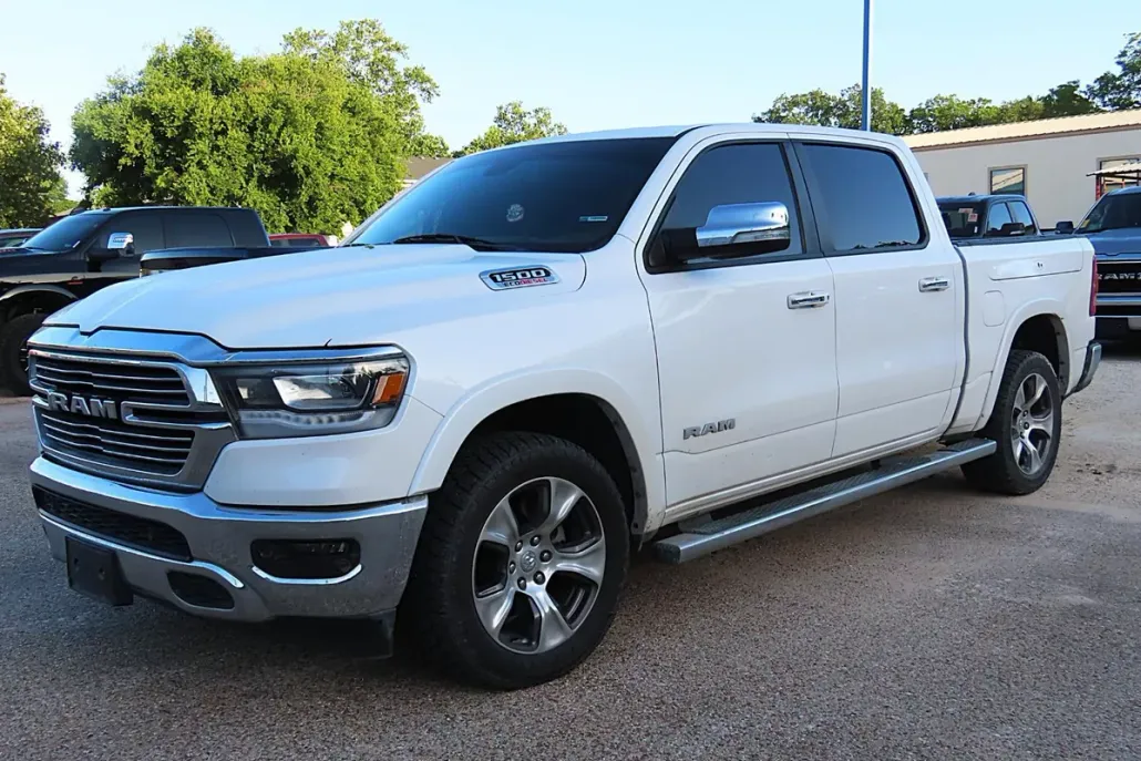 2020 Ram 1500 Laramie photo 1