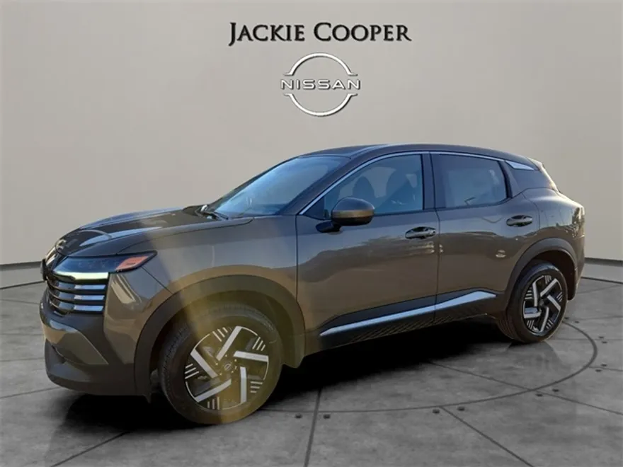 2025 Nissan Kicks SV photo 1