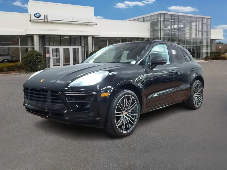 2021 Porsche Macan Turbo photo 1
