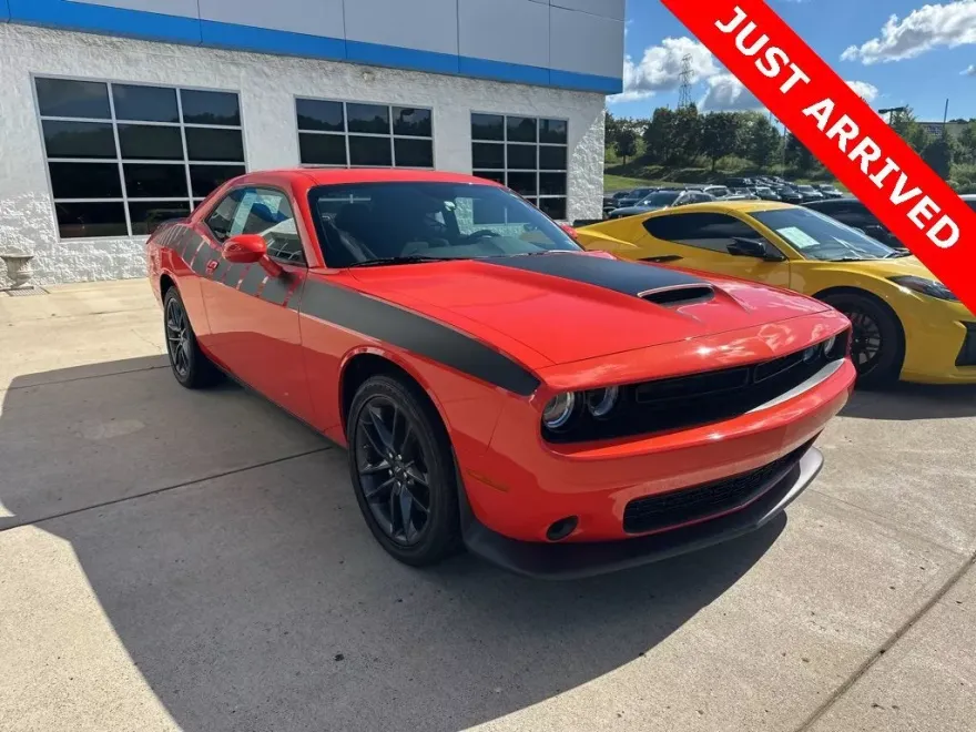 2023 Dodge Challenger GT photo 1