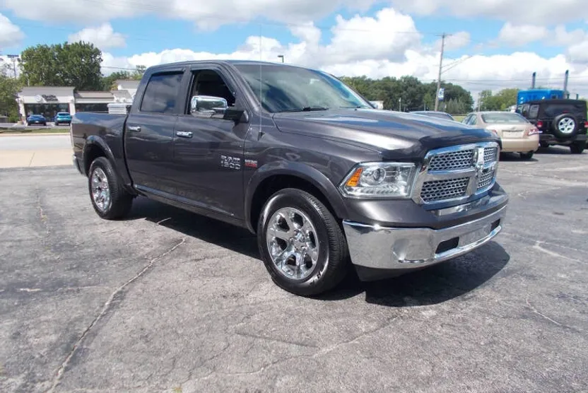 2014 Ram 1500 Laramie photo 1