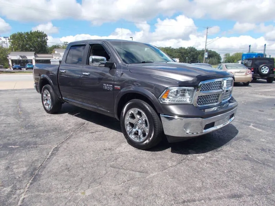 2014 Ram 1500 Laramie photo 1