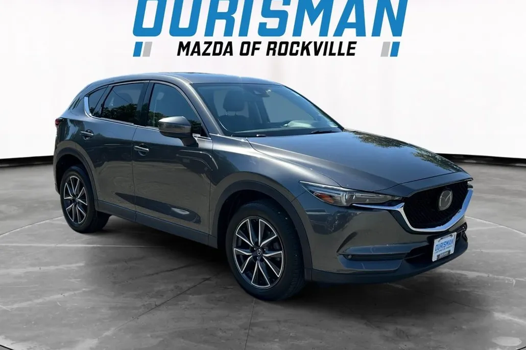 2017 Mazda CX-5 Grand Touring photo 1