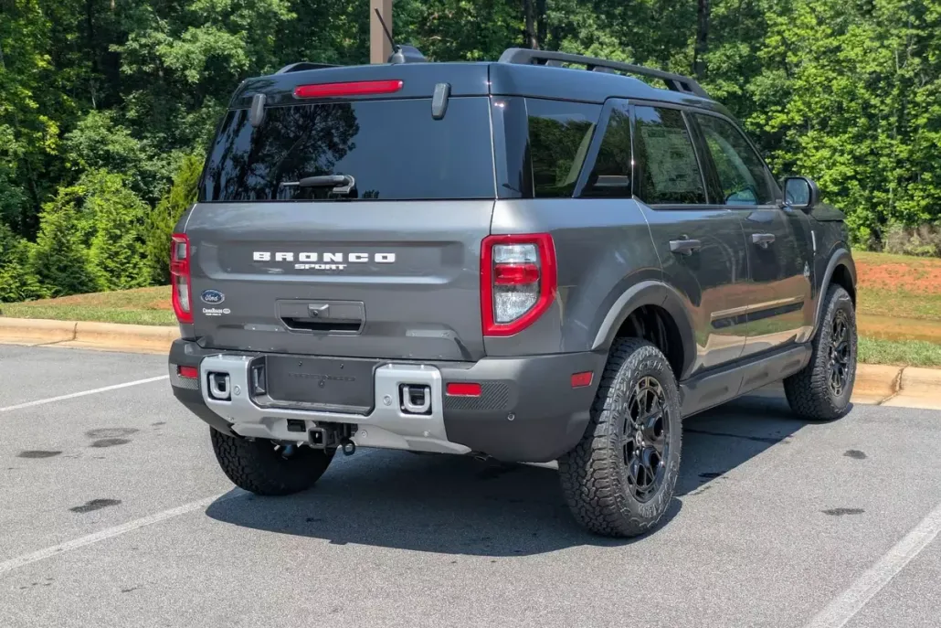 2025 Ford Bronco Sport Outer Banks photo 1