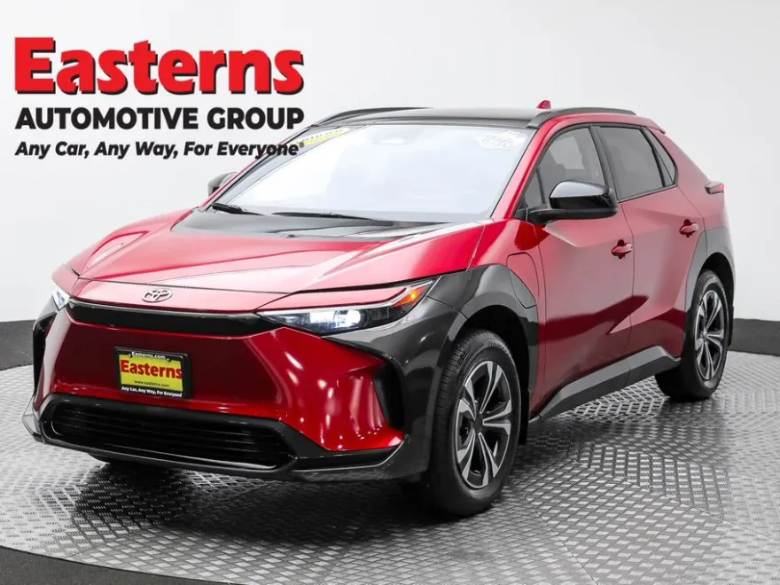 2024 Toyota bZ4X XLE photo 1