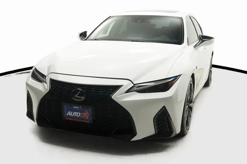 2021 Lexus IS 350 F SPORT photo 1