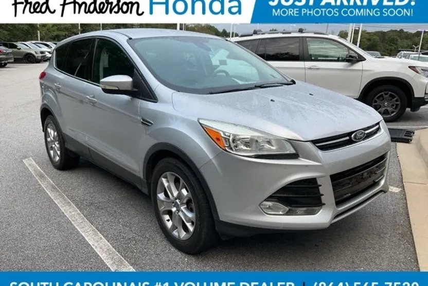 2013 Ford Escape SEL photo 1